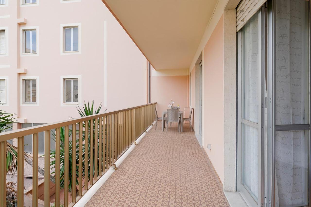 Near The Sea - Wifi And Parking Apartment เวนติมิญา ภายนอก รูปภาพ